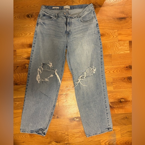Universal Thread Ripped Jeans - Picture 1 of 2